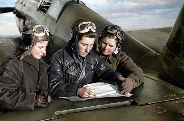 Ноќните вештерки: Фотографии од бестрашните жени пилоти од Советскиот Сојуз во Втората светска војна