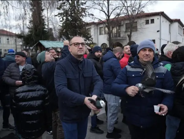 Проданоски со честитка за Богојавление – Водици до граѓаните на Прилеп