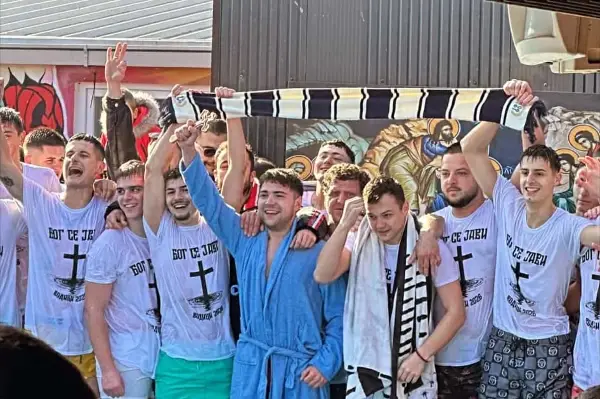 Константин Круниславски го фати крстот во „Асториа бар“