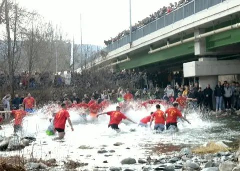 Анџело Илиевски прв до светиот крст во Демир Капија