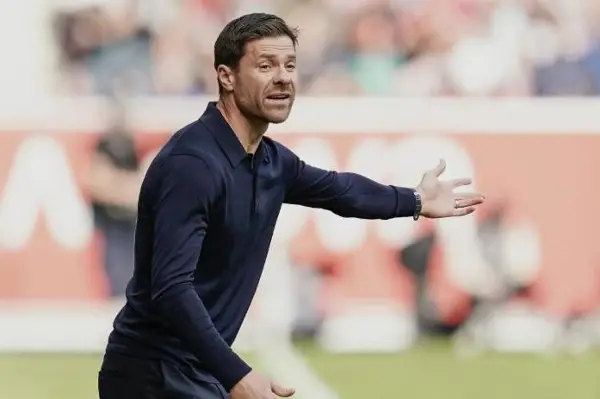 Тотенхем го сака Алонсо на клупата