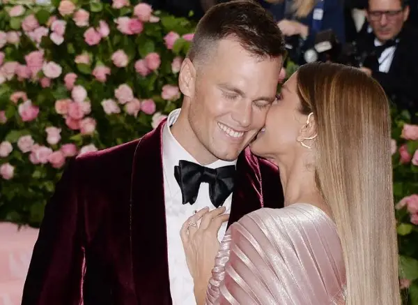 Легендарниот рагби играч Том Брејди отворено зборува за процесот на развод од убавата Жизел