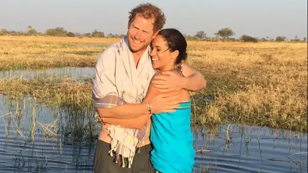 Видео: Меган Маркл се приклучи на виралниот тренд од 2016 година, објавува романтично видео со Хари