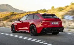 ПРЕМИЕРА: Новиот Audi RS 5 има неверојатни 640 коњски сили!