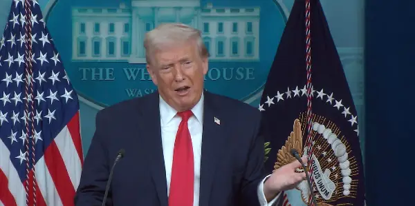 Трамп ги продолжува санкциите кон Русија поради војната во Украина