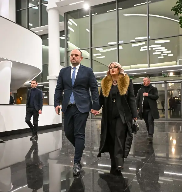 Ѓорѓиевска бара извинување од СДСМ за изнесените невистини, откри колку навистина чини нејзината чанта