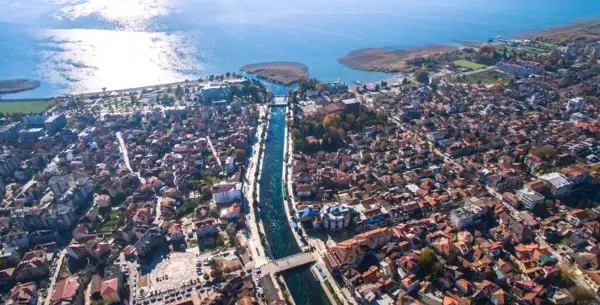 Забрана за две правни лица од Велешта да вршат ископ во близина на изворите за вода за пиење во Шум