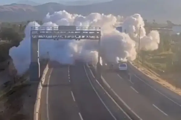 Експлодира цистерна со течен гас на автопат во Чиле, четири лица загинаа