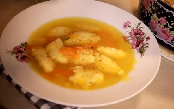 Вака ги правеше баба ми: Старински рецепт за меки домашни кнедли што се топат во уста