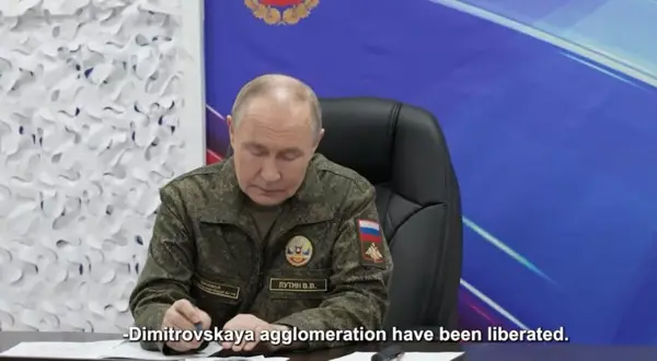 Путин: Русија ќе продолжи да го зголемува потенцијалот и борбената подготвеност на вооружените сили