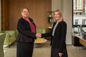 Соработка на „Макпетрол“ и МОН – нов прирачник против врсничко насилство за училиштата