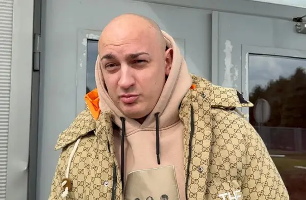 Десингерица со коментар по трите кривични пријави поради настап на сцена со јагне (ВИДЕО)