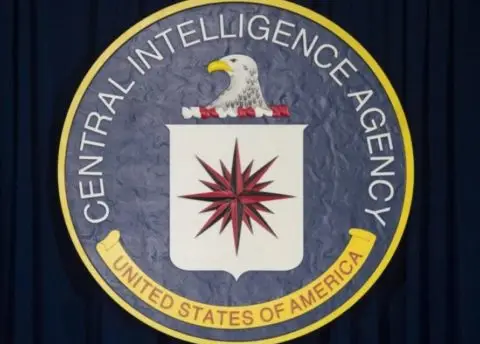 ЦИА преку Икс ги повика Иранците да ја контактираат