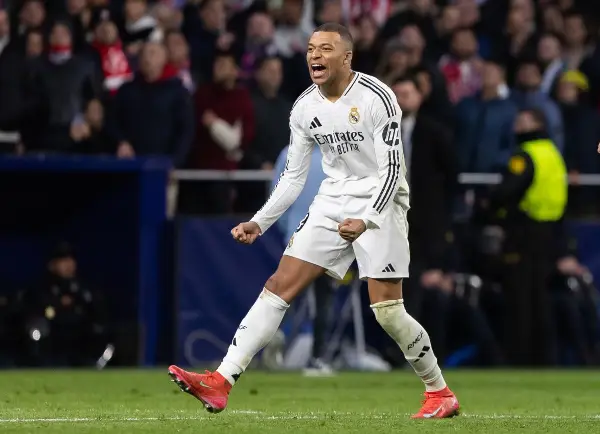 Мбапе не игра против Бенфика