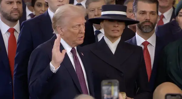 Трамп: Меланија е филмска ѕвезда