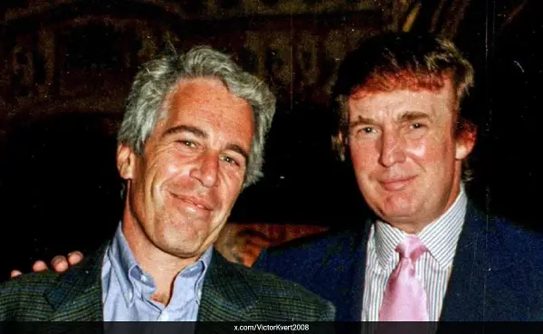 Си-Ен-Ен тврди дека протекоа десетици документи за Епштајн: Најшокантно е со кого се поврзани