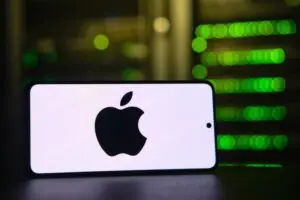 Дел од производството Apple го сели од Кина во САД