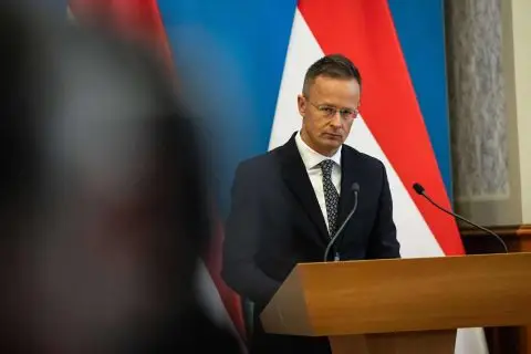 СИЈАРТО: Украина за 4 години доби повеќе финансиска помош од ЕУ отколку Унгарија од нејзиното влегување во Унијата во 2004 година