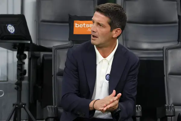 Наместо отказ, Киву ќе добие нов договор