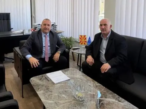 Почна смената на директорите во училиштата во Општина Маврово и Ростуше