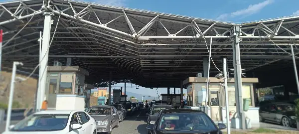 За влез во Велика Британија од денес се потребни патни дозволи