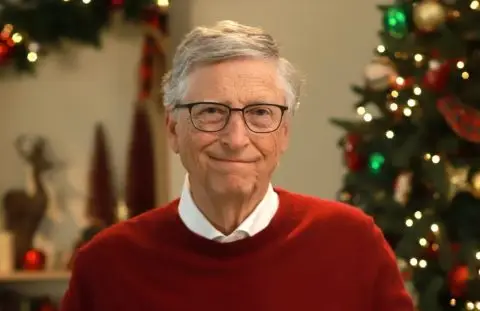 Бил Гејтс призна дека ја изневерил поранешната сопруга Мелинда, имал афери со Русинки