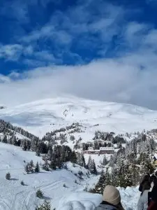 Сончево и студено утро, снежна покривка од 88 сантиметри на Попова Шапка