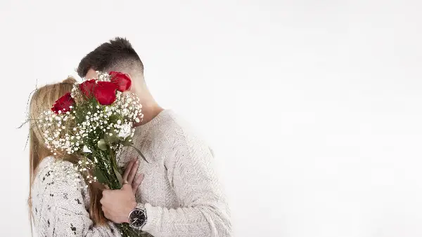 Љубовен хороскоп за МАРТ: Зошто 8-ми е ризичен за сите кои се во врска