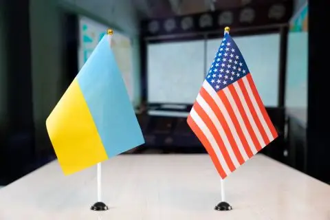 Украина и САД разговараат за мировните преговори и економска поддршка