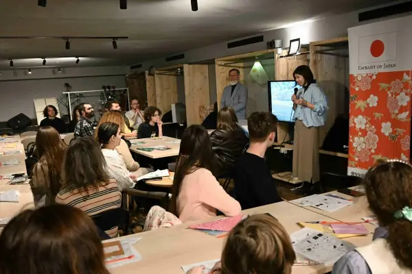 Амбасадата на Јапонија со работилница за оригами со г. Јошио Којама