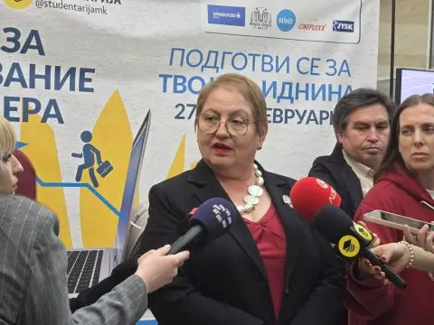 Саемот за образование и кариера е одлична идеја за промоција на македонското високо образование и бизнис секторот, смета министерката Јаневска