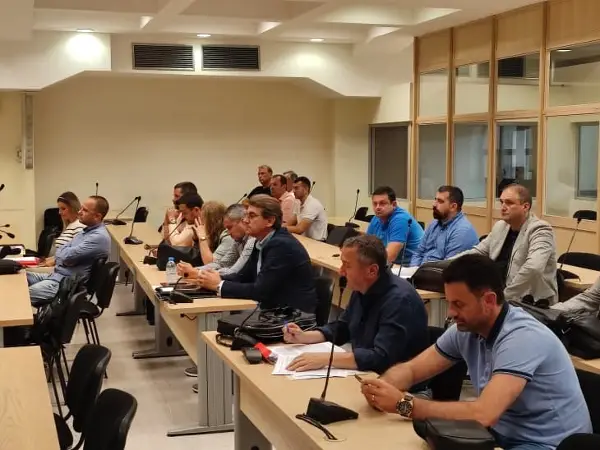 Со вкрстено испитување на секретарот на Пливачката федерација продолжи судењето за „спортски ваучери“