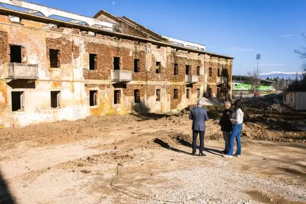 Започна изградбата на нов паркинг во поранешната касарна во Битола