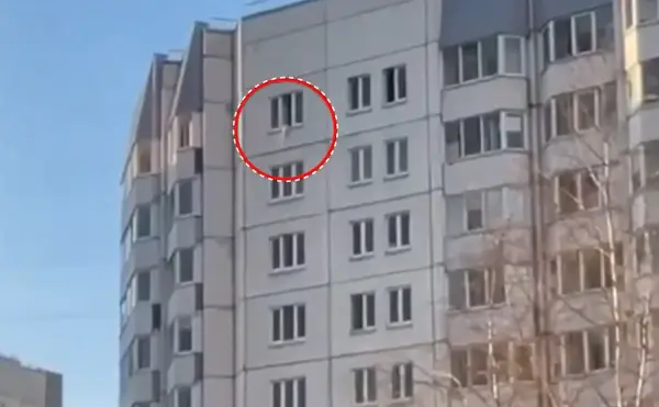 (ВИДЕО) Мало дете падна од 8- ми кат: Стравична снимка кружи на мрежите