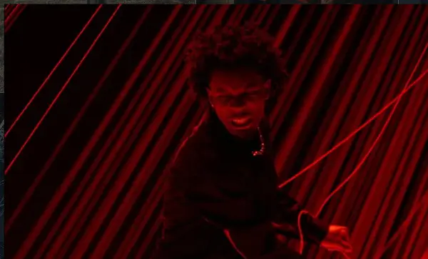 Музичката ѕвезда во центарот на скандал: Осомничен за убиство на 15-годишно девојче