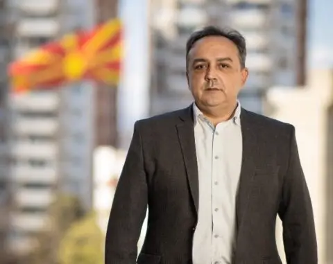 Колумна на Менкиноски: Брзиот воз за Брисел и македонскиот перон