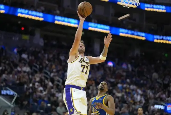 Дончиќ и Џејмс обезбедија убедлива победа за својот тим