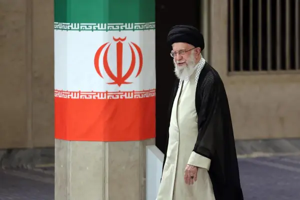 Лидерот на Хезболах жали за „маченикот“ Хамнеи