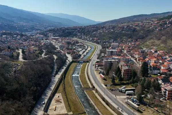 Мицкоски: Со вакви инвестиции ќе ги поттикнеме луѓето да се вратат дома