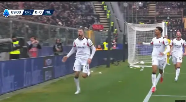 Милан со два гола во финишот до победа над Кремонезе