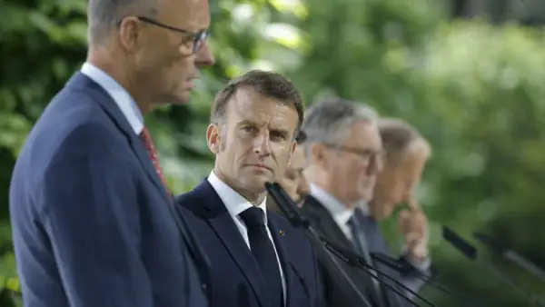 Британија, Франција и Германија: Може да преземеме неопходни одбранбени мерки против Иран