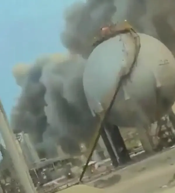 Видео: Иран го нападна нафтениот центар на „Арамко“ во Рас Танура во Саудиска Арабија