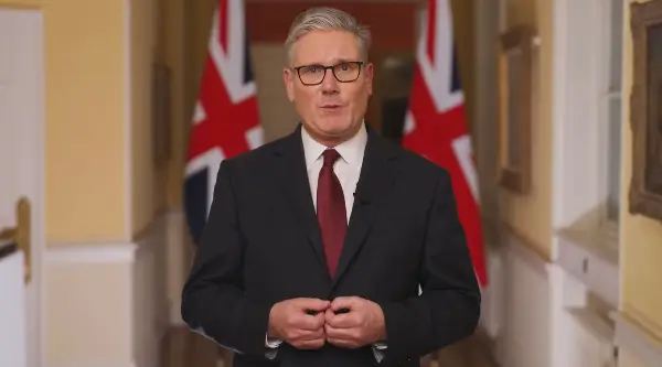 Даунинг стрит со одговор до Трамп по изјавата дека е разочаран од Стармер