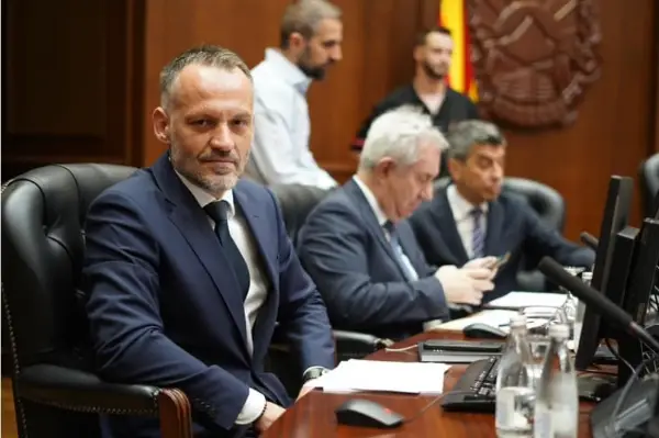 Арбен Фетаи останува без ниту еден пратеник – Мимоза Муса и Илир Демири ќе бидат гласот на АА во ВЛЕН