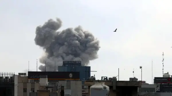 Иран ја нападна амбасадата на САД во Ријад, Трамп најави силен одговор