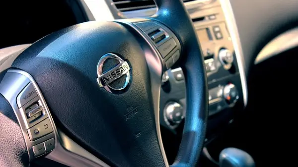 Nissan повеќе ништо не се исклучува – дури ни продажба на компанијата