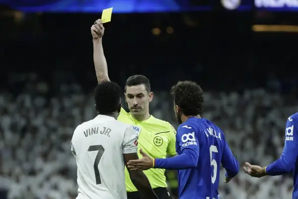 (Видео) Винисиус провоцира, а не трпи провокации