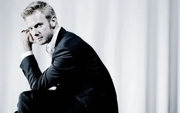 „Сила“ – концерт на Филхармонија со пијанистот Ендру фон Ојен по повод Денот на жената