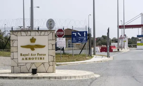 Грција, Франција и Германија ќе испратат воени бродови и друга помош на Кипар