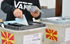 Неважечки се над 19.000 ливчиња во вториот круг и секое шеснаесетто ливче за Град Скопје